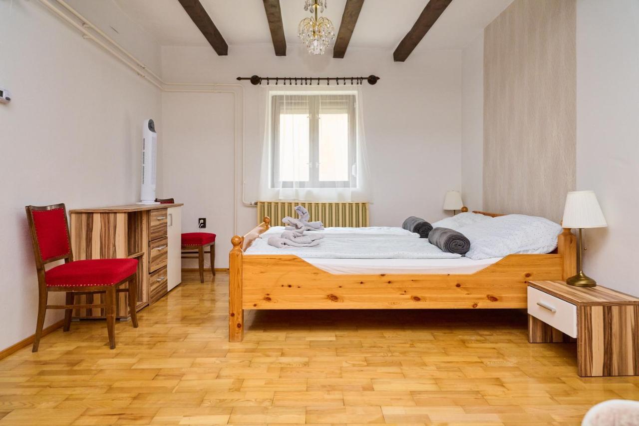 Koelcsey Vendeghaz Daire Hódmezővásárhely Dış mekan fotoğraf