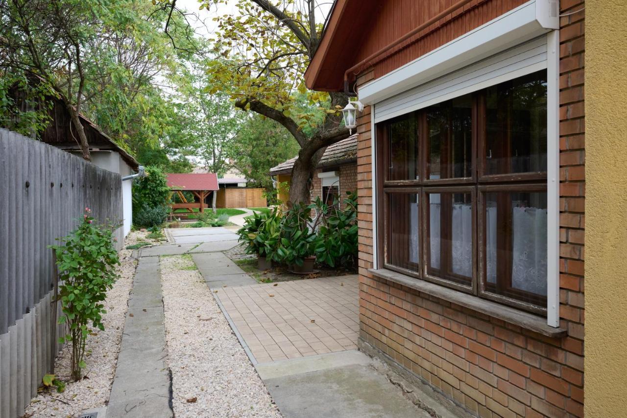 Koelcsey Vendeghaz Daire Hódmezővásárhely Dış mekan fotoğraf